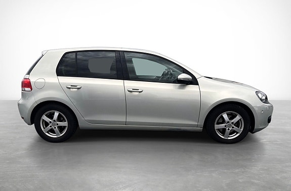 Volkswagen Golf VI 4 of 5