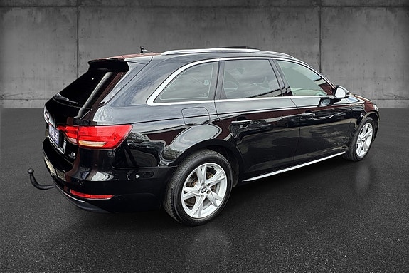 Audi A4 4 of 5