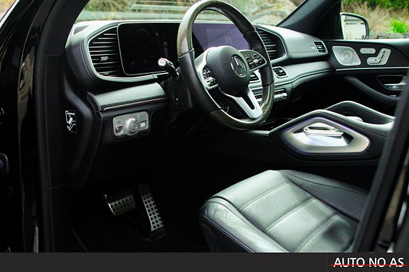 Mercedes-Benz GLS400 d 17 of 30