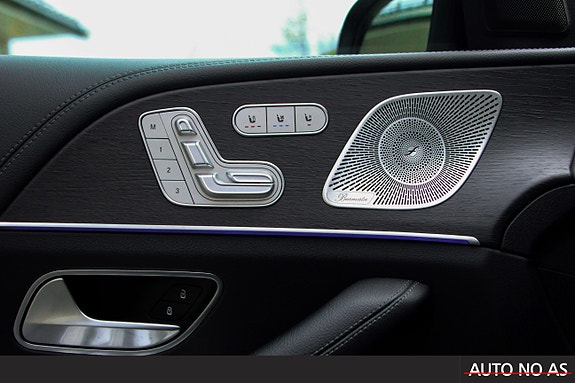 Mercedes-Benz GLS400 d 15 of 30