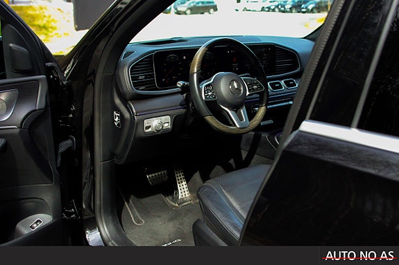 Mercedes-Benz GLS400 d 18 of 30