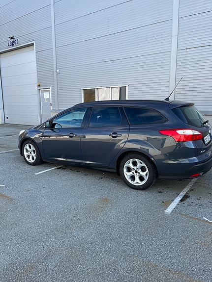 Ford Focus 11 of 26