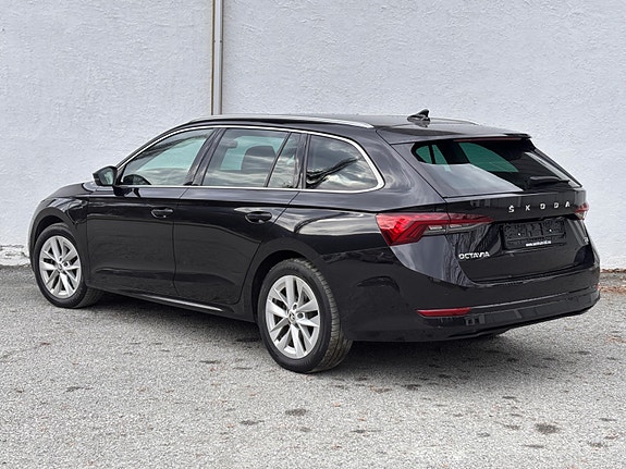 Skoda Octavia 5 of 5
