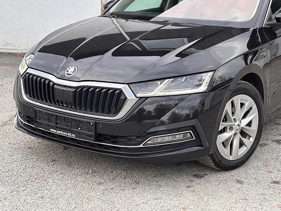 Skoda Octavia 4 of 5