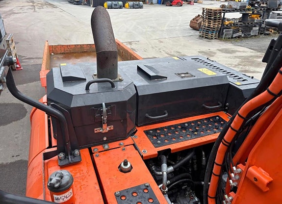 Hitachi ZX 145 W-6 4 of 30