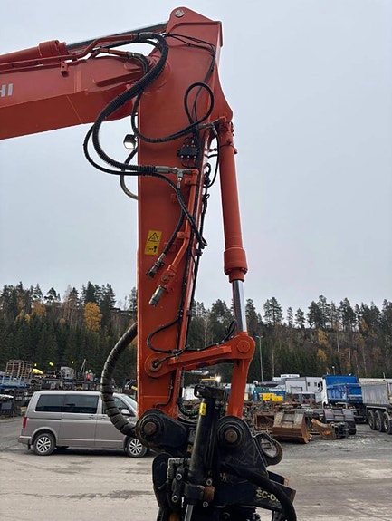 Hitachi ZX 145 W-6 28 of 30
