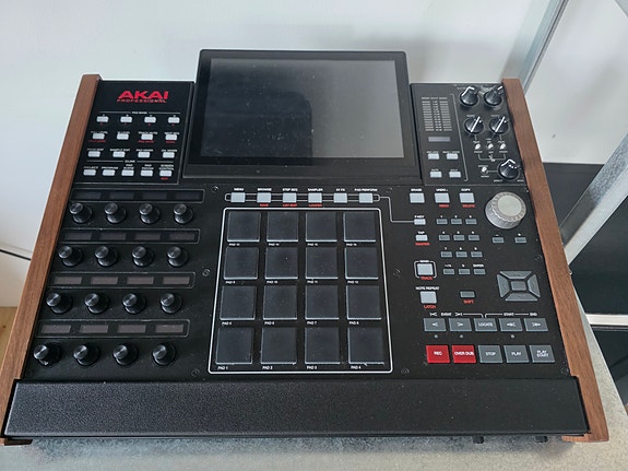 Product image 2 of 4