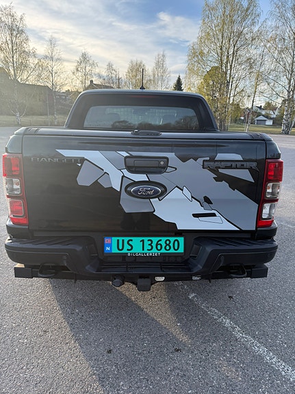 Ford Ranger Raptor 9 of 23
