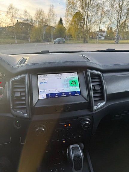 Ford Ranger Raptor 19 of 23