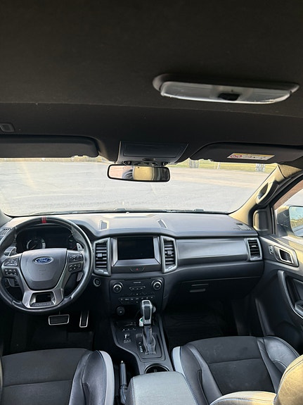Ford Ranger Raptor 12 of 23