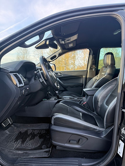 Ford Ranger Raptor 15 of 23