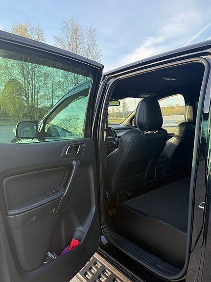 Ford Ranger Raptor 11 of 23