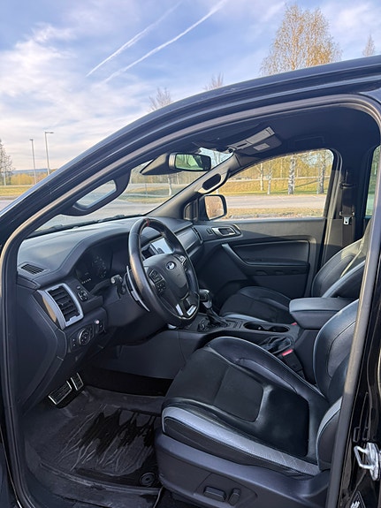 Ford Ranger Raptor 13 of 23