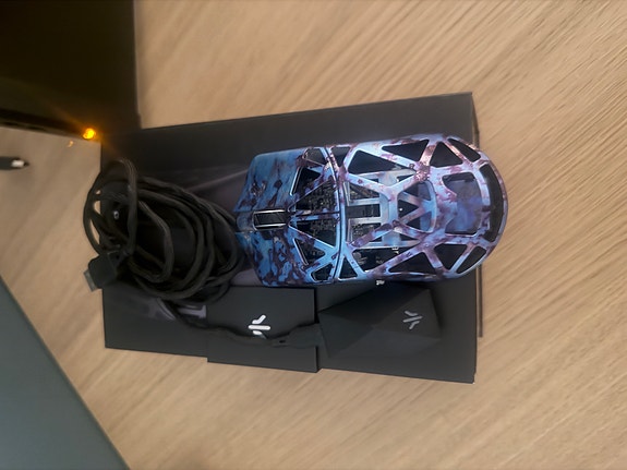 Product image 9 of 9