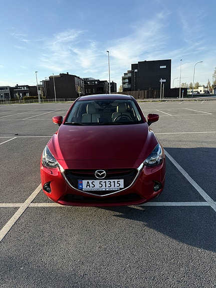 Mazda 2 2 of 5