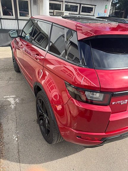 Land Rover Range Rover Evoque 3 of 5