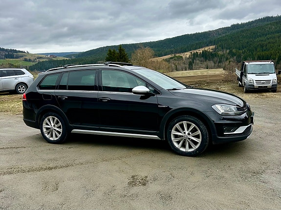 Volkswagen Golf Alltrack 6 of 22