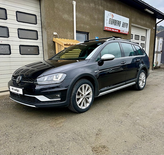 Volkswagen Golf Alltrack 3 of 22