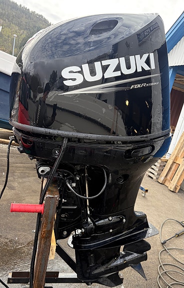 Suzuki DF115BG 2024