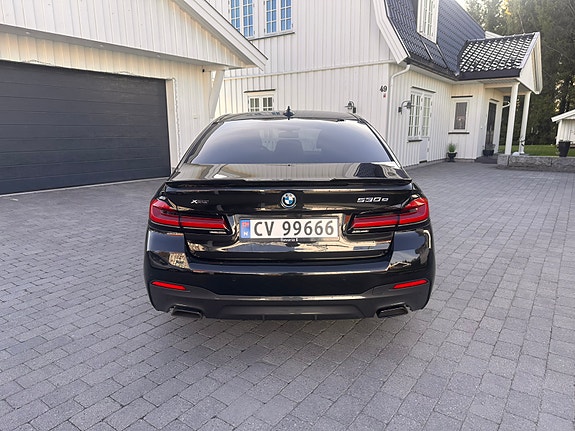 BMW 530e 8 of 30