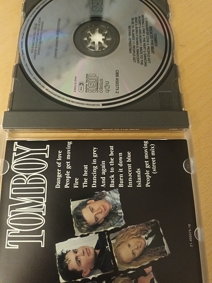 Product image 3 of 3