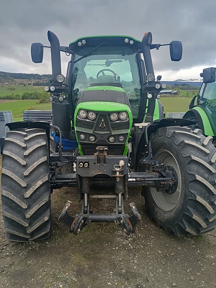 Deutz Fahr Agrotron 6190 TTV 2 of 8