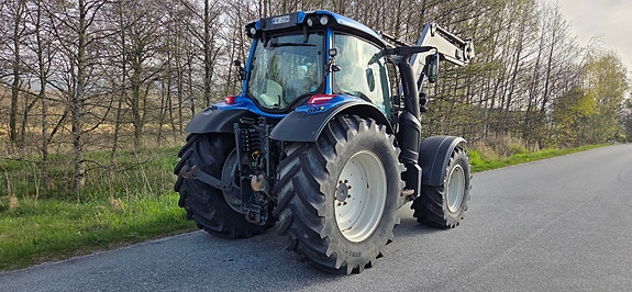 Valtra N 174 V 4 of 12