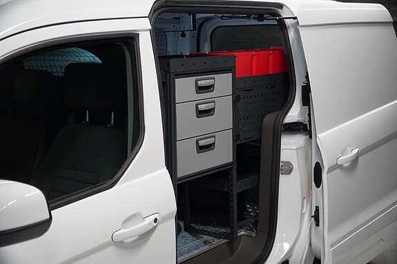 Ford Transit Connect 3 of 30