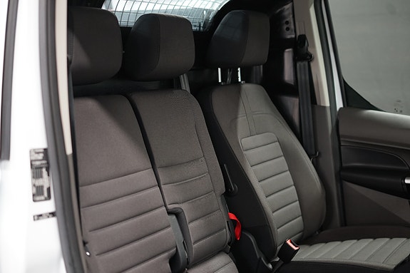 Ford Transit Connect 29 of 30