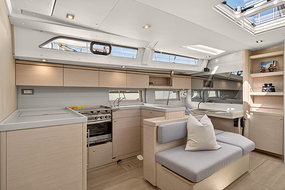 Beneteau Oceanis 51.1 - Fullspekket med utstyr | Dock & Go |  Én eier 18 of 30