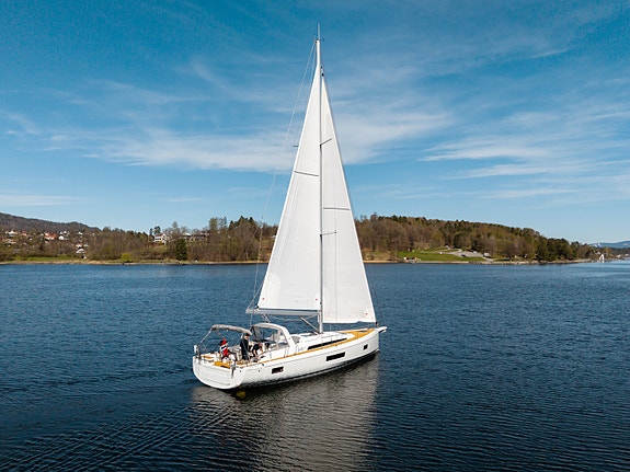 Beneteau Oceanis 51.1 - Fullspekket med utstyr | Dock & Go |  Én eier 8 of 30
