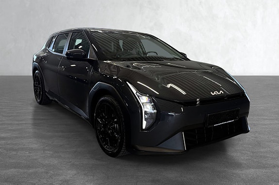 Denne fine Kia EV4 kan bli din for: 4 160 kr pr mnd med 75 980 kr i egenkapital. Løpetid: 10 år.