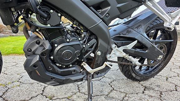 Yamaha MT-125 4 of 5