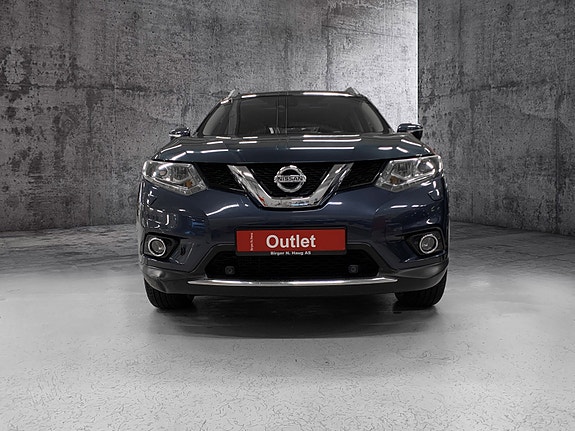 Nissan X-Trail 2 of 5