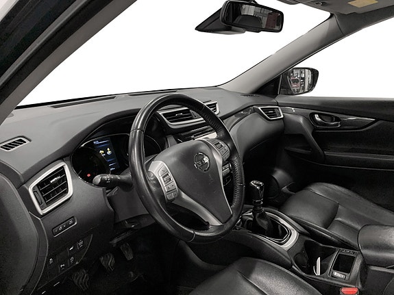Nissan X-Trail 6 of 16