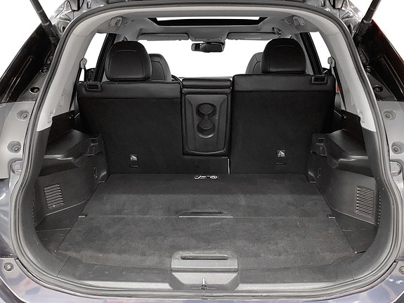 Nissan X-Trail 15 of 16