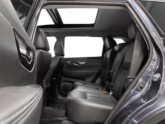 Nissan X-Trail 14 of 16