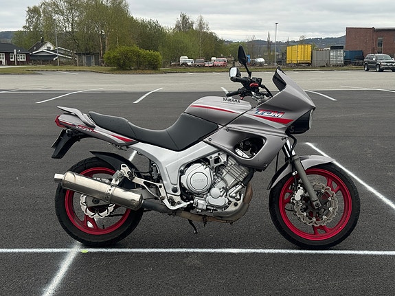 Yamaha TDM 850