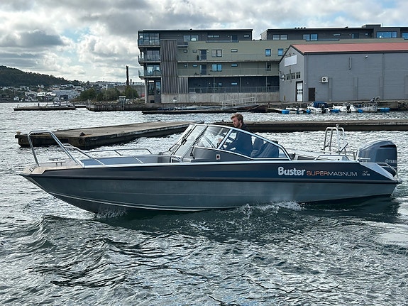 Brukt Buster SuperMagnum m/Yamaha F300 for salg!