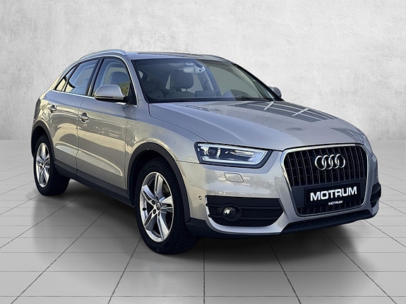 Audi Q3 3 of 25