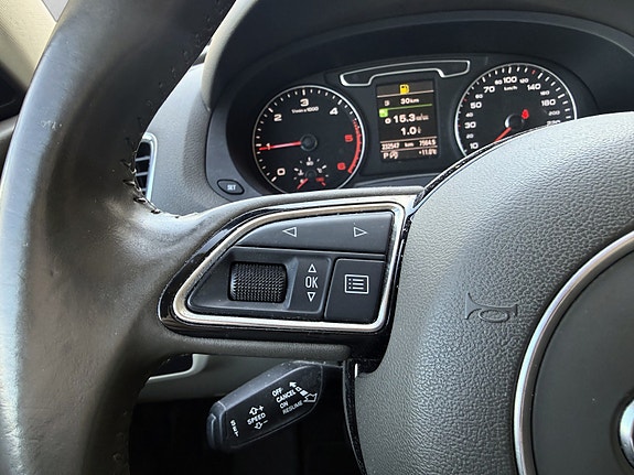 Audi Q3 12 of 25