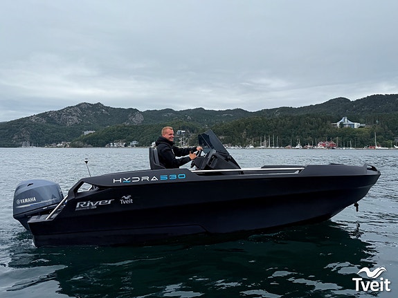 River 530 Hydra m/Yamaha F70 13 of 27