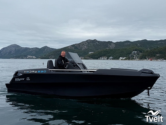 River 530 Hydra m/Yamaha F70 12 of 27