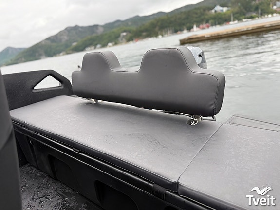 River 530 Hydra m/Yamaha F70 26 of 27