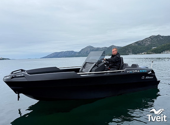 River 530 Hydra m/Yamaha F70 16 of 27