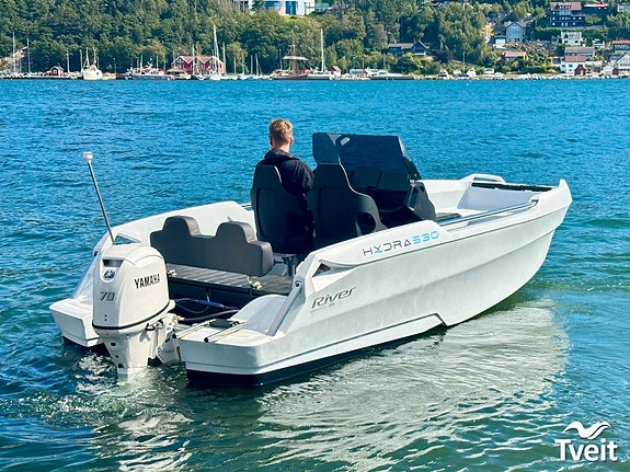 River 530 Hydra m/Yamaha F70 7 of 27