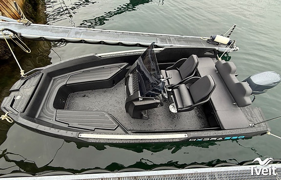 River 530 Hydra m/Yamaha F70 20 of 27