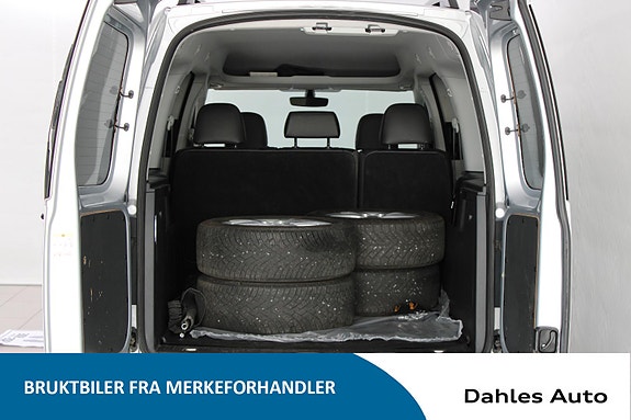 Volkswagen Caddy Maxi 12 of 22