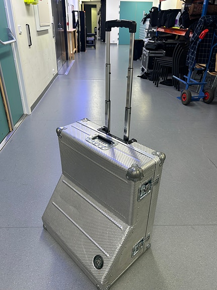 Product image 6 of 8