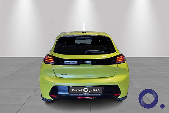 Peugeot 208 5 of 5